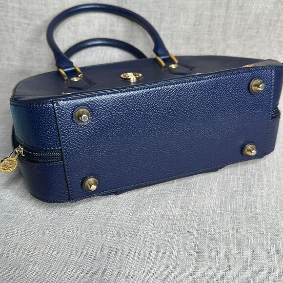 Navy Satchel w/built in Wallet - Picture 7 of 7